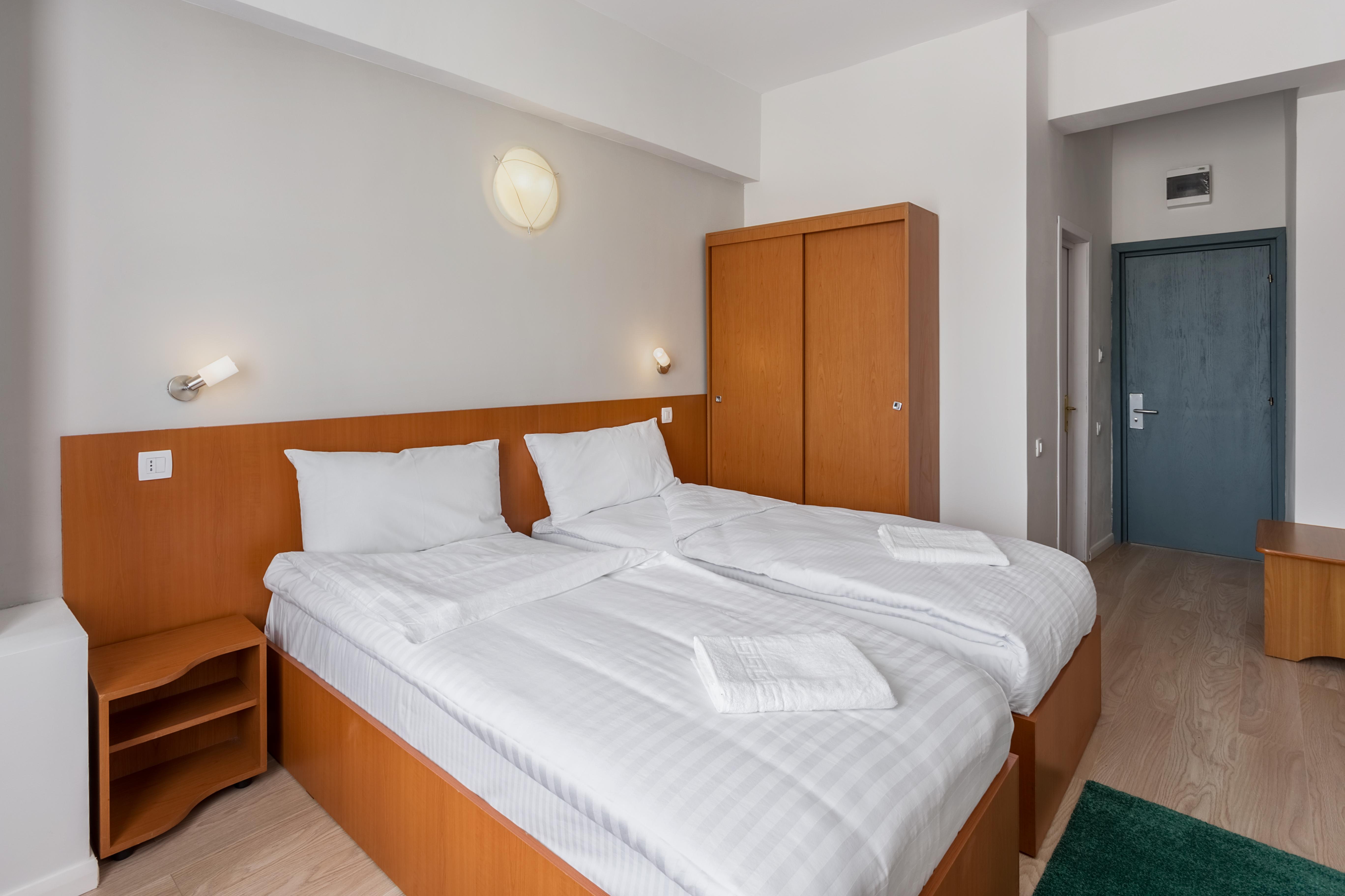 Elizeu Hotel Bucureşti Exterior foto